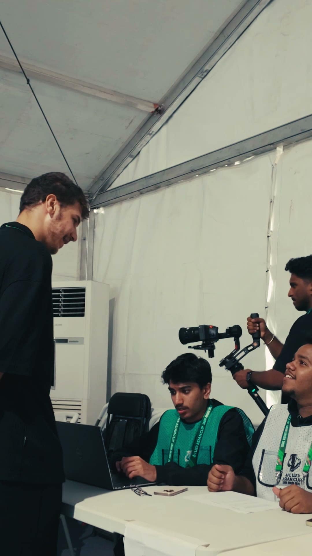 Asian Cup vertical cut — opening frame